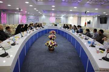 نشست فرماندهان پایگاههای حوزه سلامت باحضور فرمانده بسیج کارمندان استان