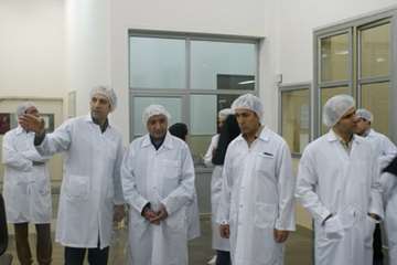 بازدید مدیر کل دامپزشکی استان لرستان از کارخانه داروسازی دامی زاکرس فارمد استان لرستان 