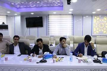 نشست فرماندهان پایگاههای حوزه سلامت باحضور فرمانده بسیج کارمندان استان