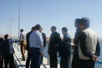 بازدید مدیر کل دفتر بهداشت و مدیریت بیماریهای آبزیان سازمان دامپزشکی کشور و مدیر کل دامپزشکی استان ل