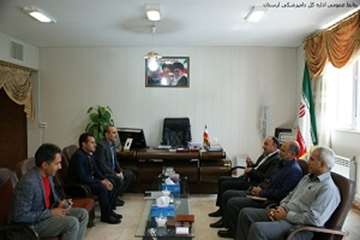  مدیرکل دامپزشکی لرستان بااهدای لوح سپاس ازفرماندار شهرستان دلفان تقدیرنمودند