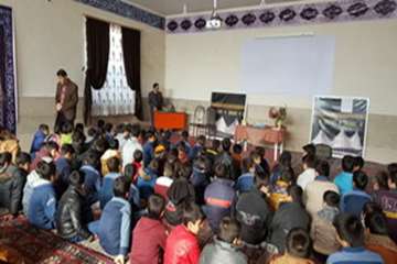 برگزاری کلاس آموزشی وترویجی بیماری هاری در سطح مدارس دورود