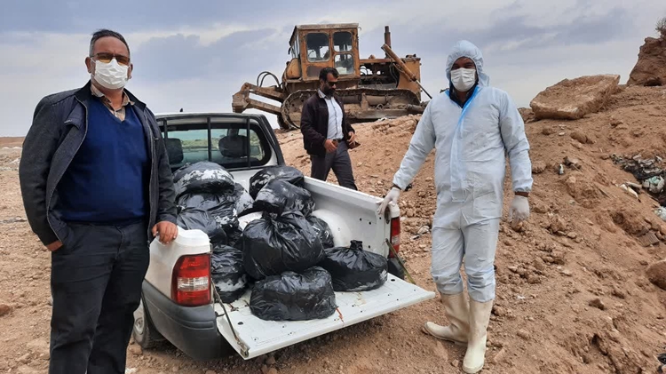 معدوم سازی محموله 416 کیلوگرمی گوشت کشف شده از اتوبوس مسافربری