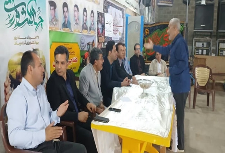 برگزاری میز خدمت دامپزشکی در مصلی نماز جمعه شهرستان دورود